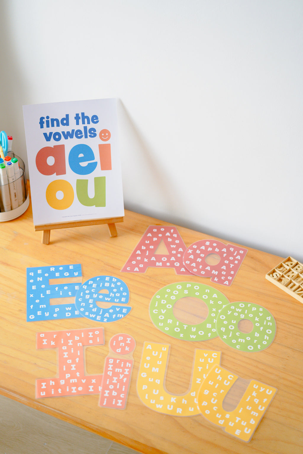Giant Vowel Cutouts Freebie